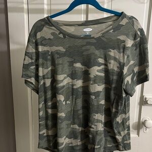Old Navy Green Camouflage Short Sleeve Tee